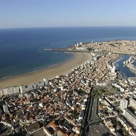 아파트 Rue Leon David Proche Plage 2 *